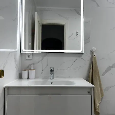 Synergy Apartment, 2 Bedroom, Center By Namaste Elite * Торремолінос