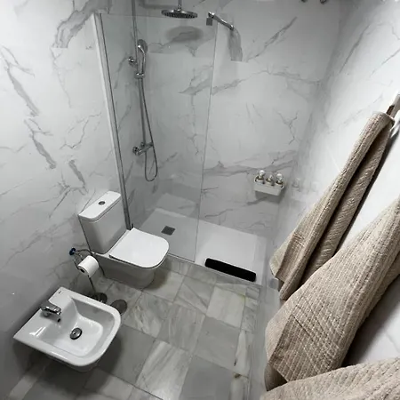 Synergy Apartment, 2 Bedroom, Center By Namaste Elite Appartement