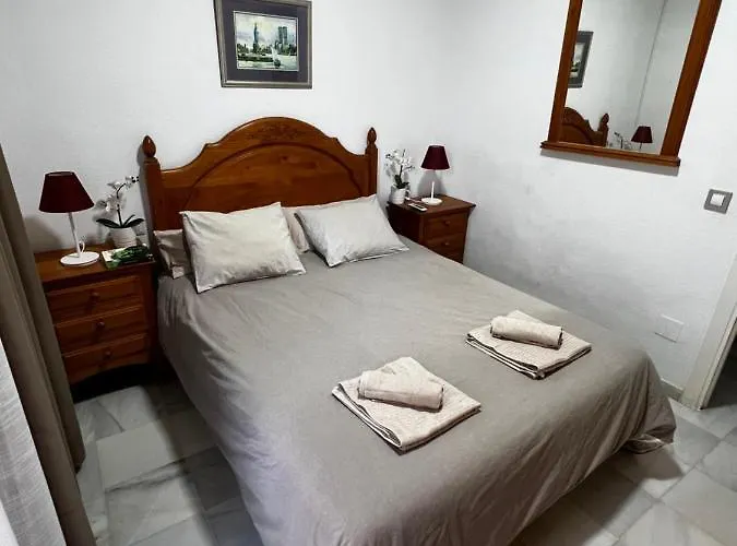 Synergy Apartment, 2 Bedroom, Center By Namaste Elite Appartement Torremolinos