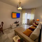 Synergy Apartment, 2 Bedroom, Center By Namaste Elite Appartement *