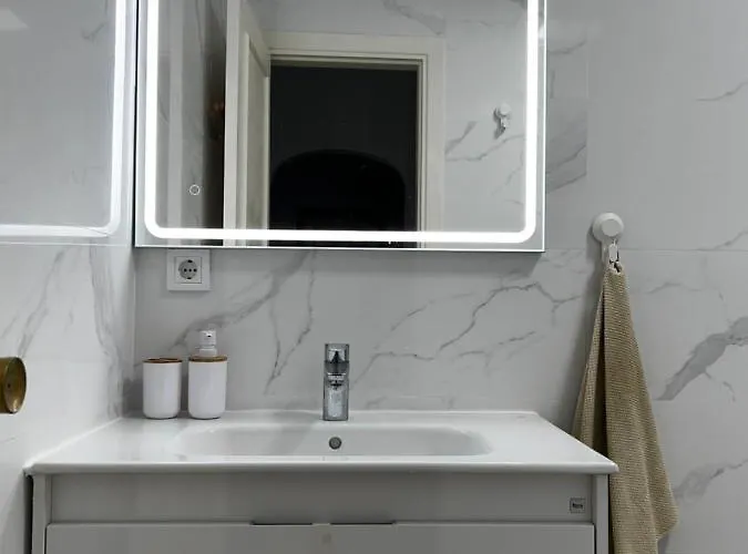 Synergy Apartment, 2 Bedroom, Center By Namaste Elite * Torremolinos